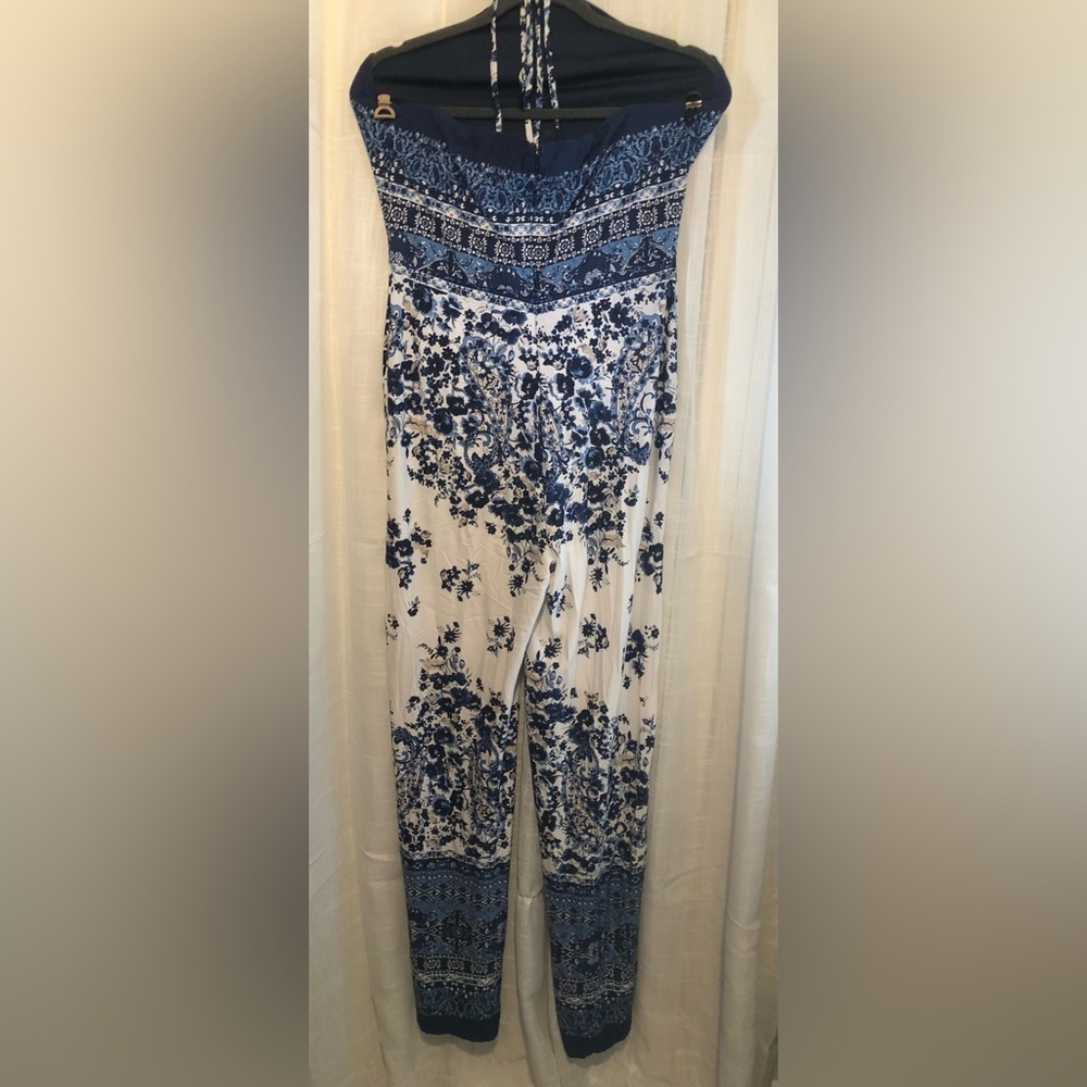 VENUS Blue and White Floral Jumpsuit 🦋💙🤍 M-L NWOT - Picture 7 of 11